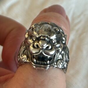 Sterling Silver Foo Dog Statement Ring - Silver sz12